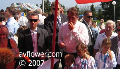 Президент Украины на выставке цветов